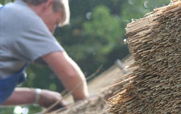 professional Donnington thatchers